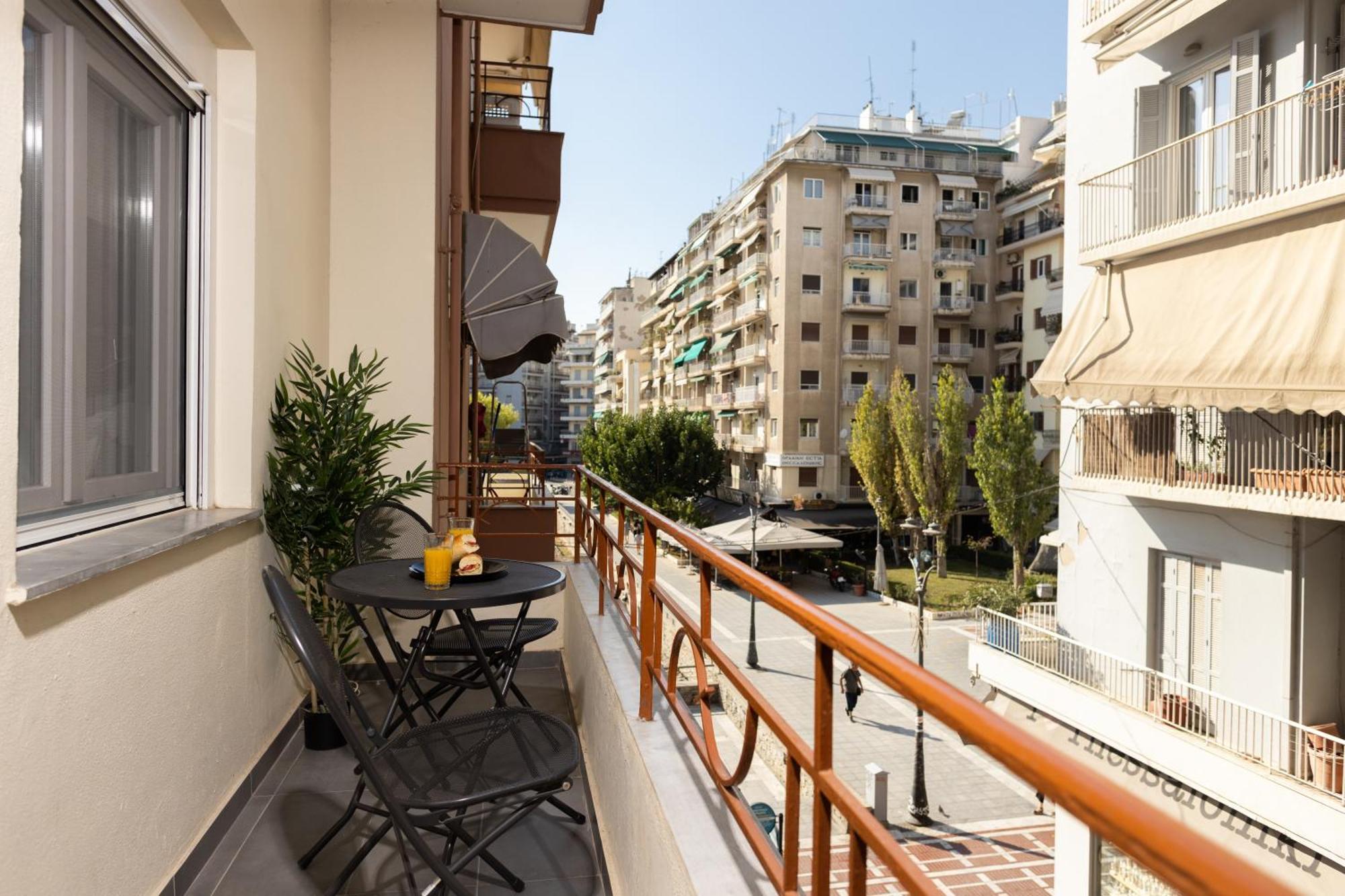 Starlights Wonderful View Apartments By Binobi! Thessaloniki Exterior foto